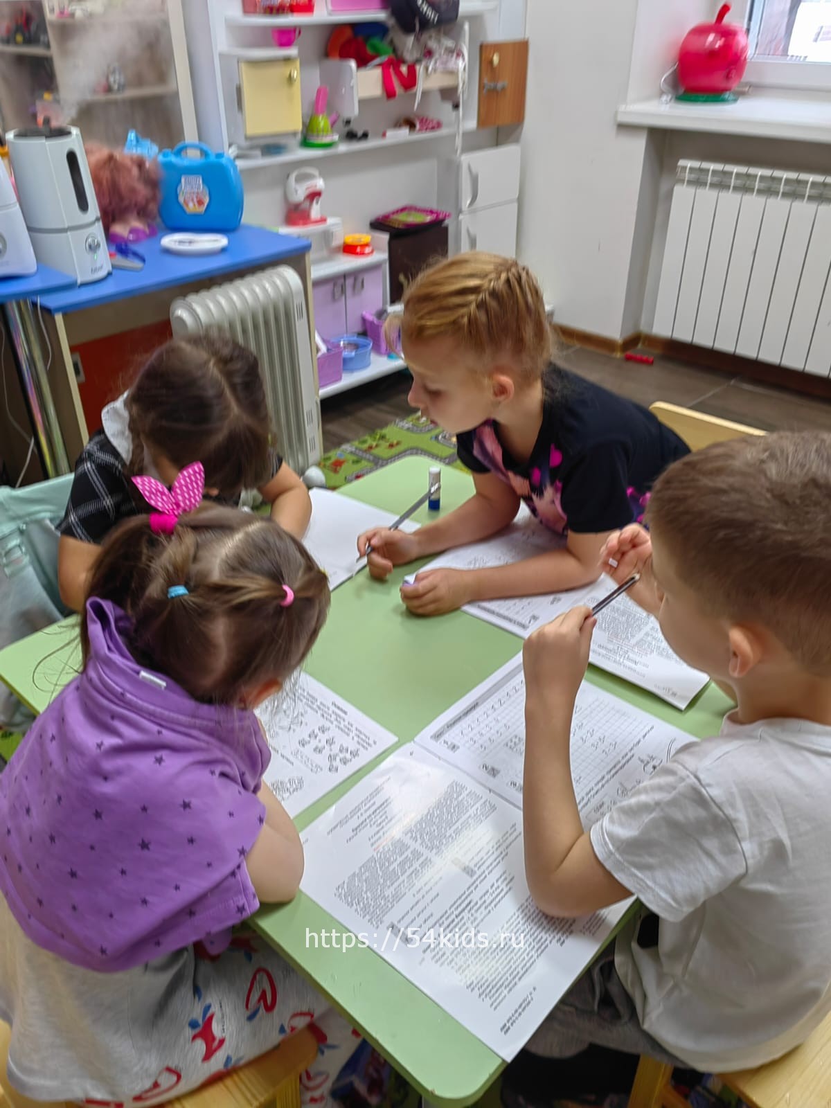 В нашем детском саду сегодня тема: Инструменты - Открытый мир - школа  дополнительного обучения в Новосибирске