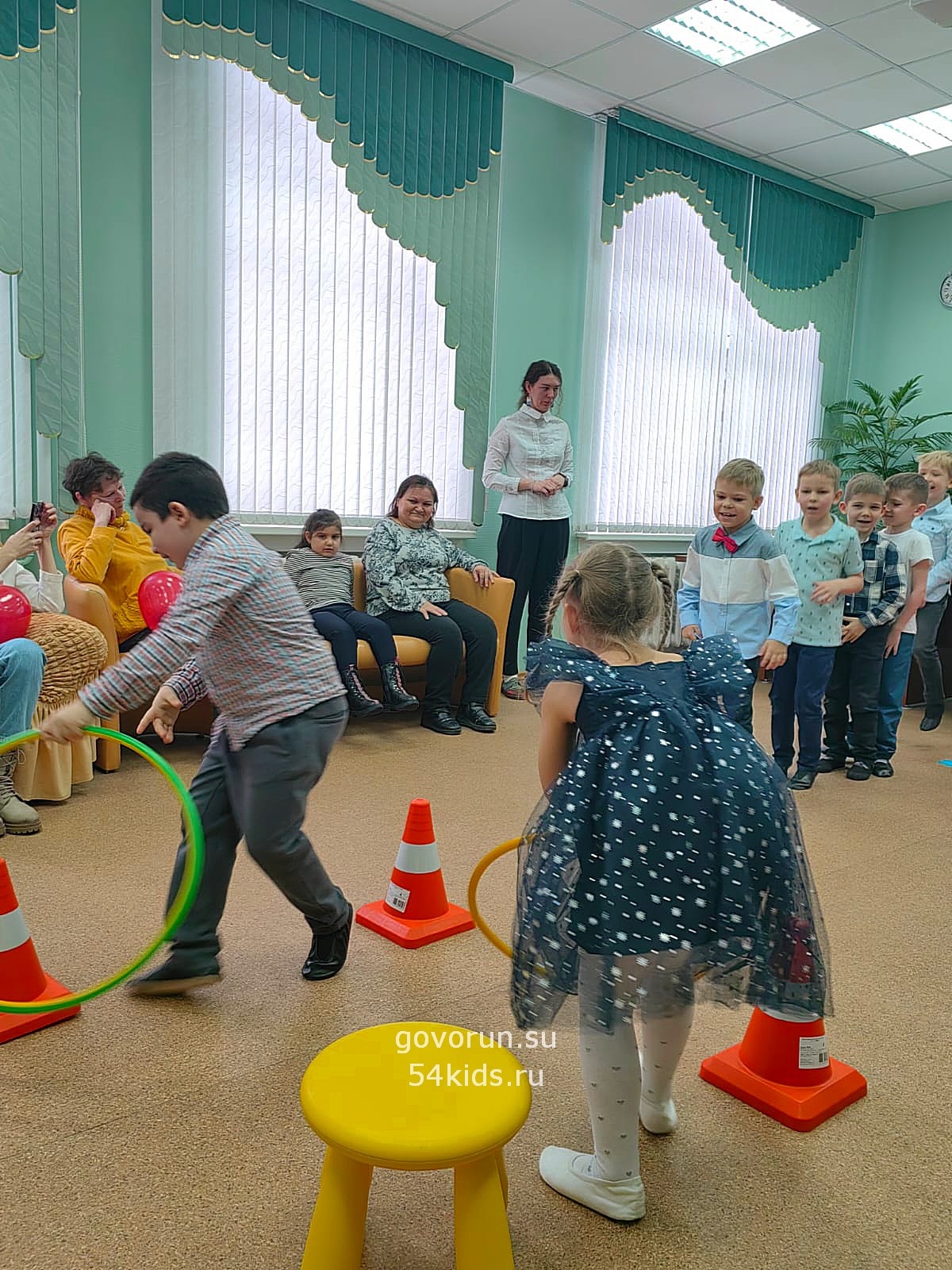 В нашем детском саду сегодня тема: «А ну-ка девочки, А ну-ка мальчики!» -  Открытый мир - школа дополнительного обучения в Новосибирске