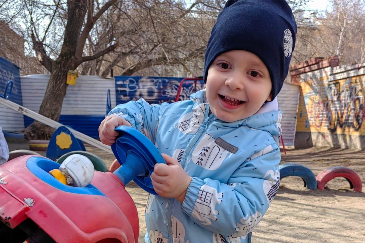 Детский досуговый центр в Новосибирске - гуляем на улице
